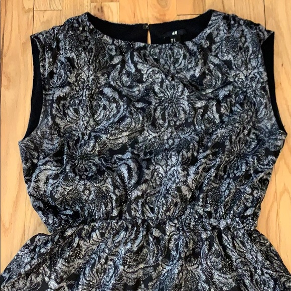 H&M Printed Elastic Waist Sleeveless Dress - Picture 2 of 7